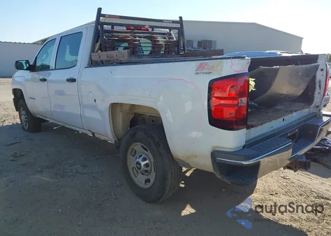 2018 Chevrolet Silverado 2500Hd Wt z USA, uszkodzony, nr VIN 1GC1CUEG3JF231479